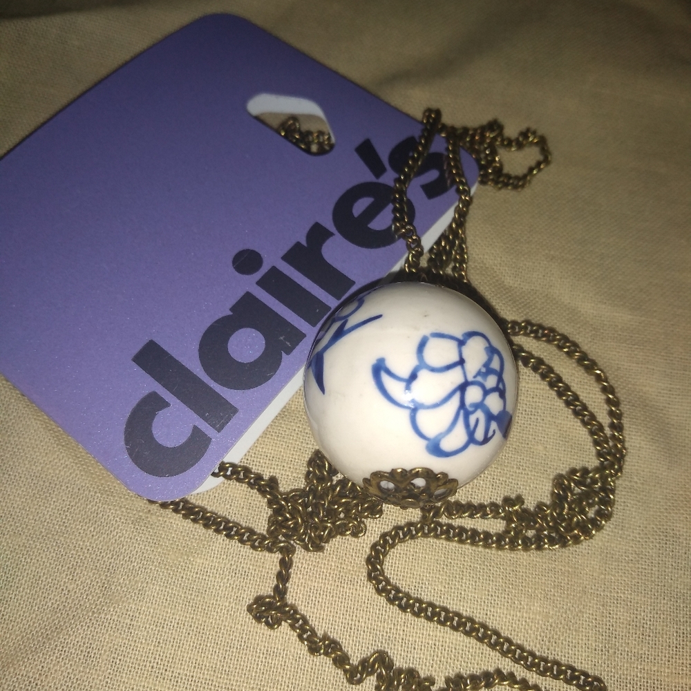 NWT 2 Necklaces, Both Long, Claire's, Blue & White Glass Pendant, Gold F… - Picture 4 of 8